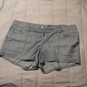 Old Navy striped shorts